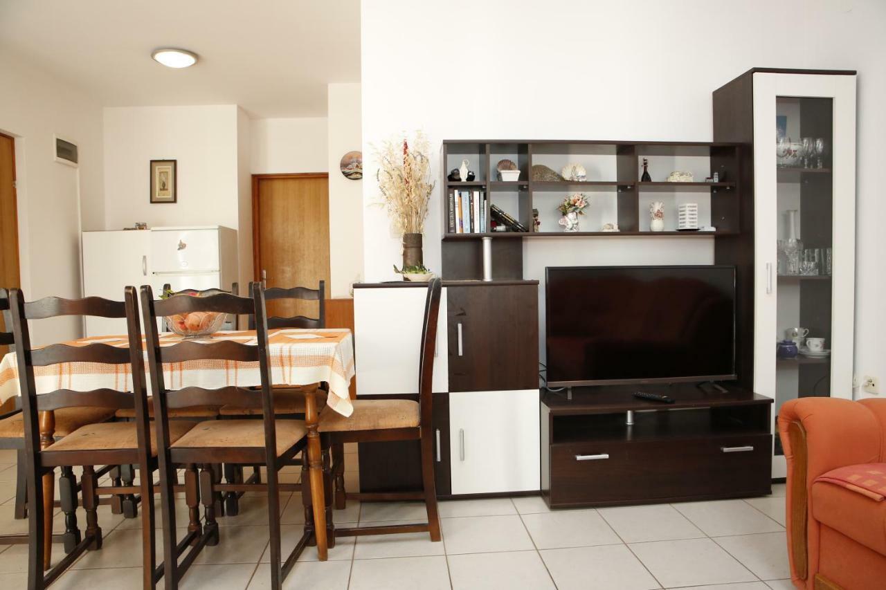 Apartman Alica Srima Vodice Exteriér fotografie